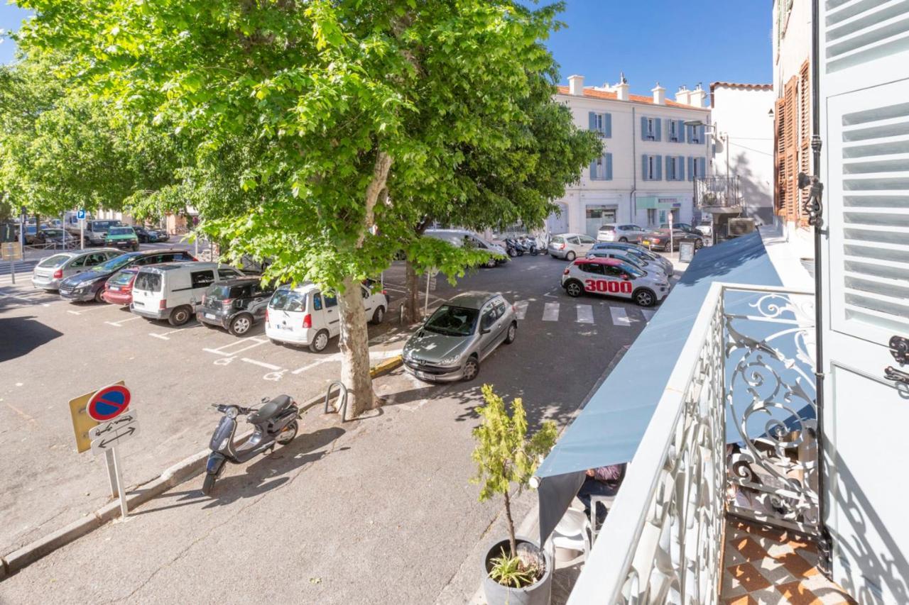 Place Amiral Barnaud Антіб Екстер'єр фото